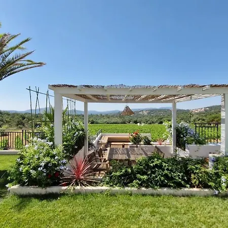 Vigna Estate * Grimaud
