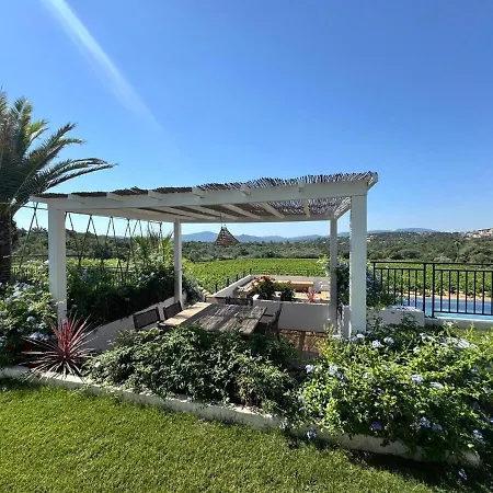 Vigna Estate * Grimaud
