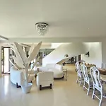 Villa Vigna Estate