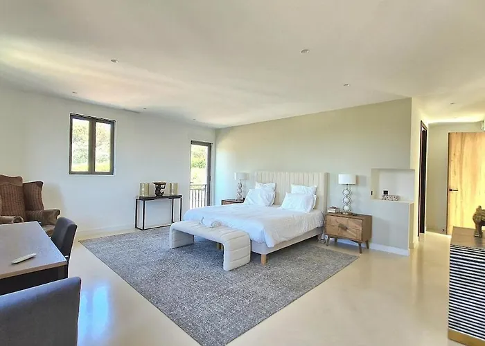 Villa Vigna Estate Grimaud