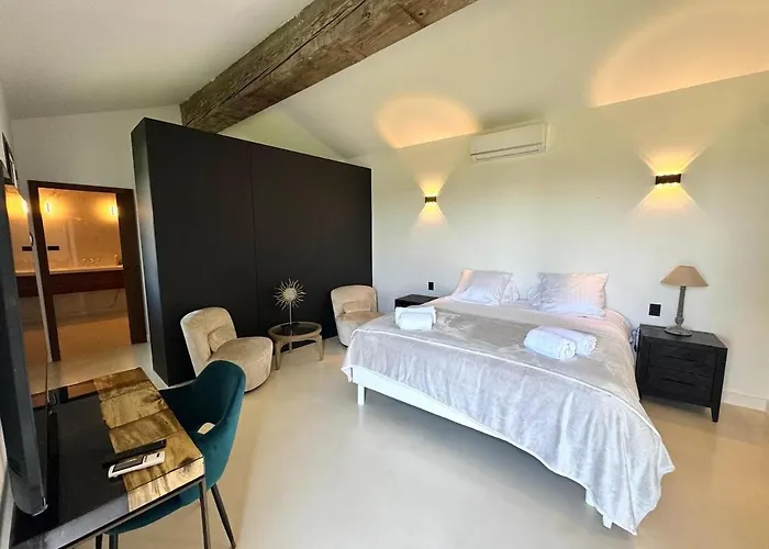 Villa Vigna Estate Grimaud