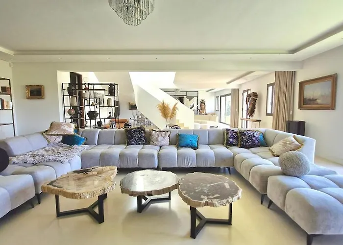 Vigna Estate Villa