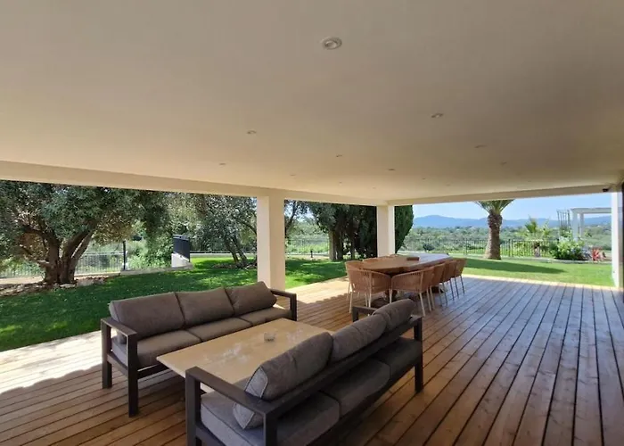 Villa Vigna Estate