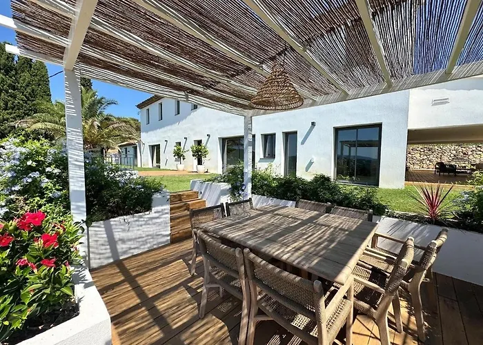 Villa Vigna Estate Grimaud