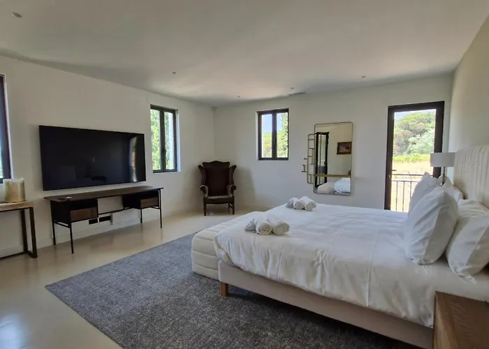 Vigna Estate Villa Grimaud